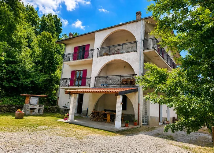 Casa panoramica tra mare e montagna alle pendici della Sila